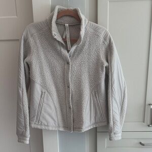 Lululemon Athletica Light Gray sherpa Jacket